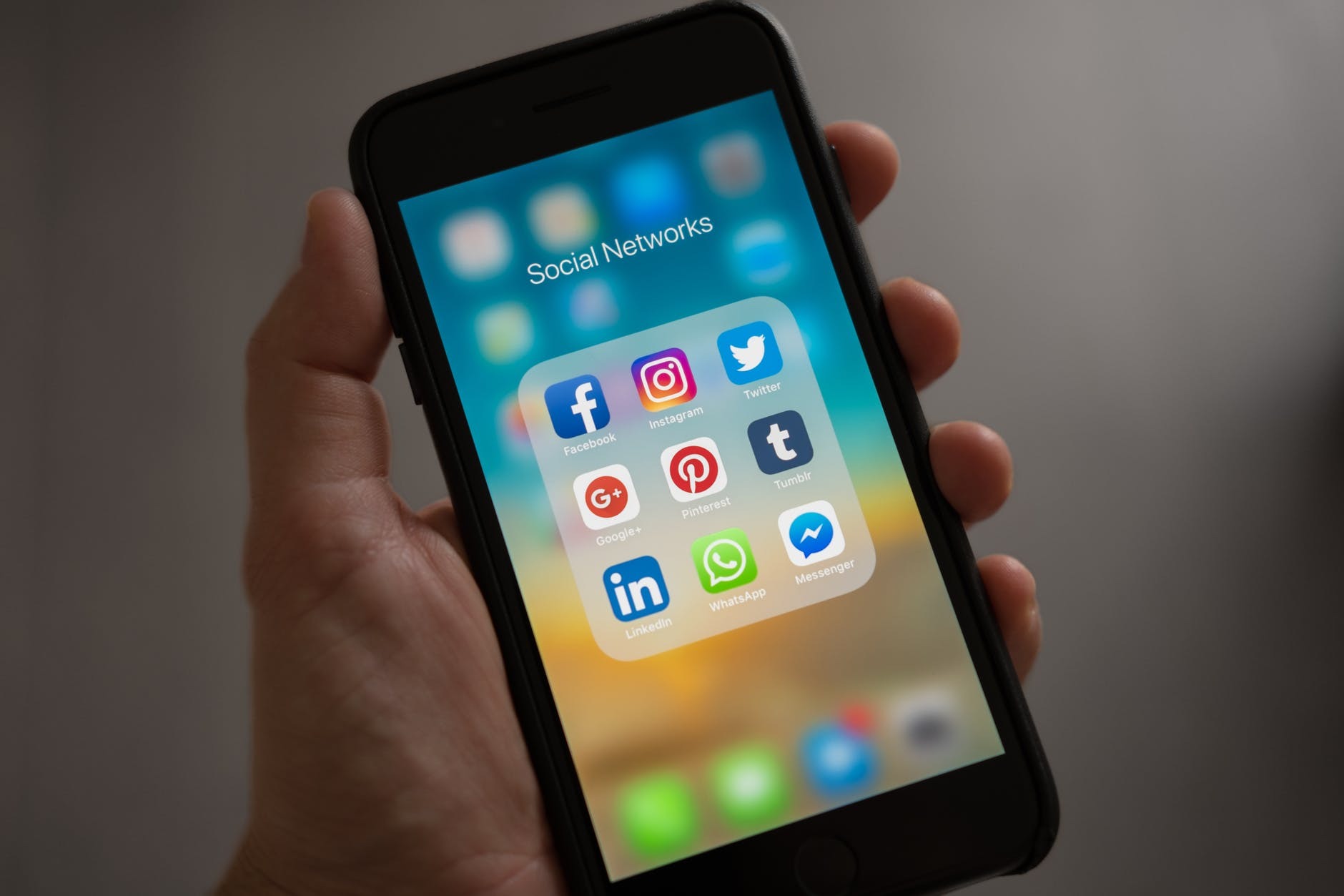 Checking Important Business Information Related to SMM World official Before Signing Up