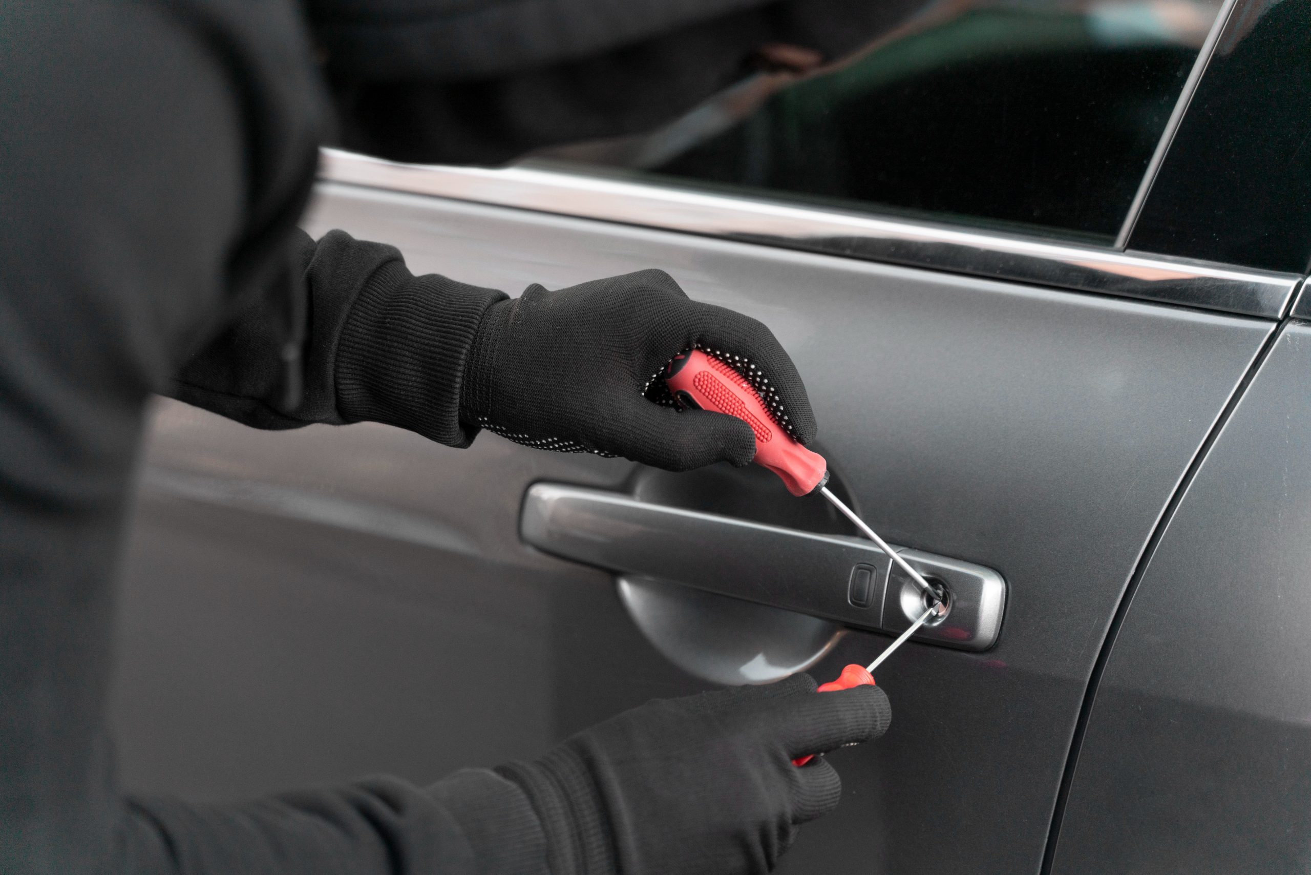 Finding Fast and Reliable Assistance with Auto Locksmith Leicester