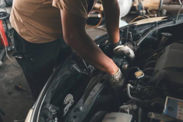 Getting Quality Car Service at Orems Garage